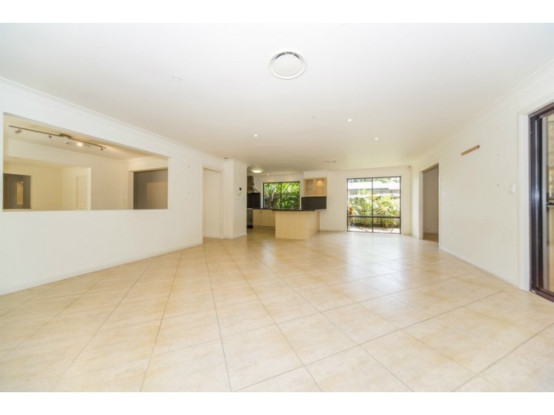 3 McCleary Street, Bundall QLD 4217