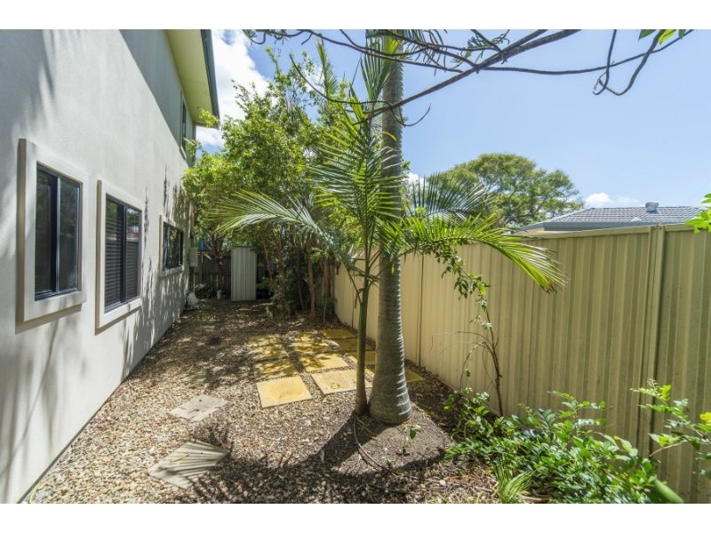 3 McCleary Street, Bundall QLD 4217