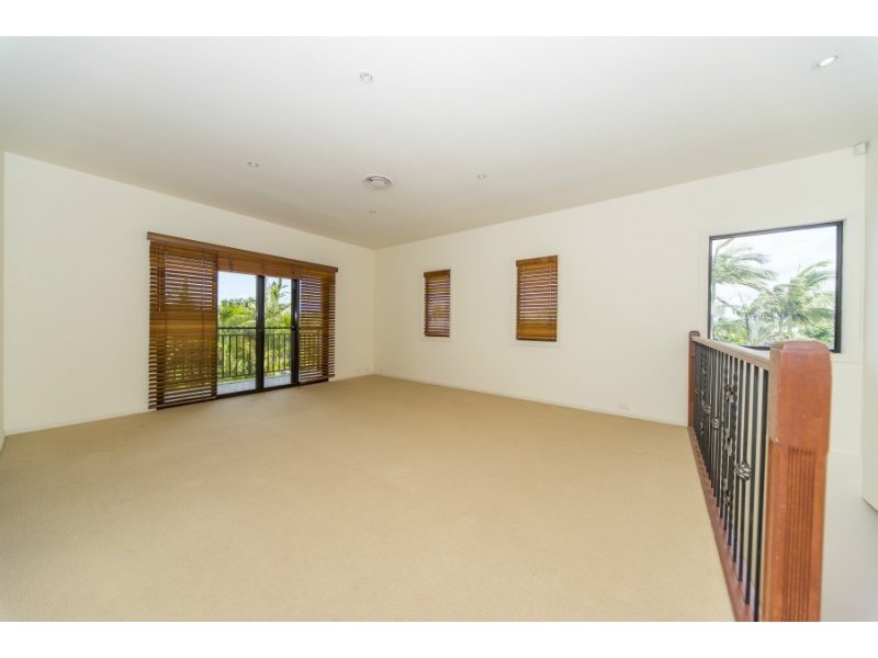 3 McCleary Street, Bundall QLD 4217