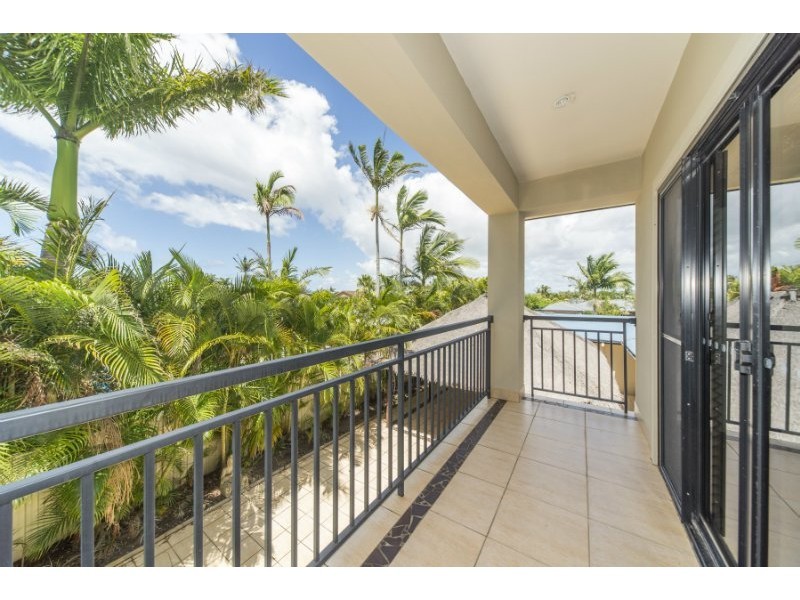 3 McCleary Street, Bundall QLD 4217