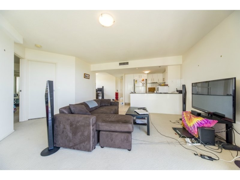 23/242 Marine Parade, Labrador QLD 4215