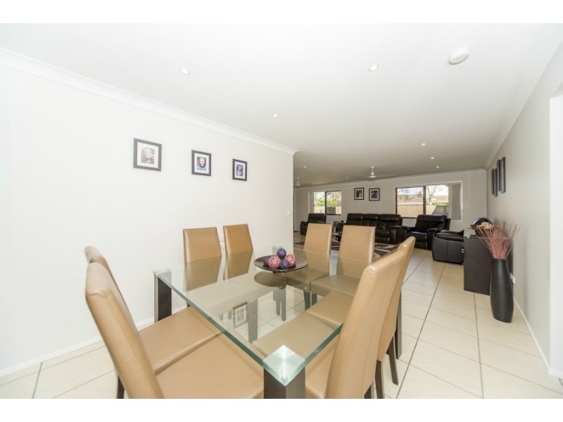 19 Matthew Flinders Drive, Hollywell QLD 4216