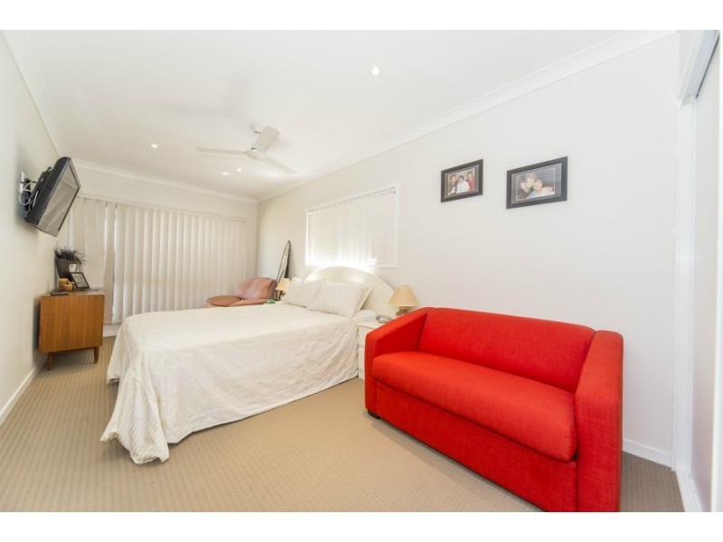 19 Matthew Flinders Drive, Hollywell QLD 4216