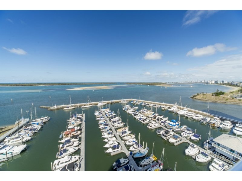 26/19 Oatland Esplanade, Runaway Bay QLD 4216