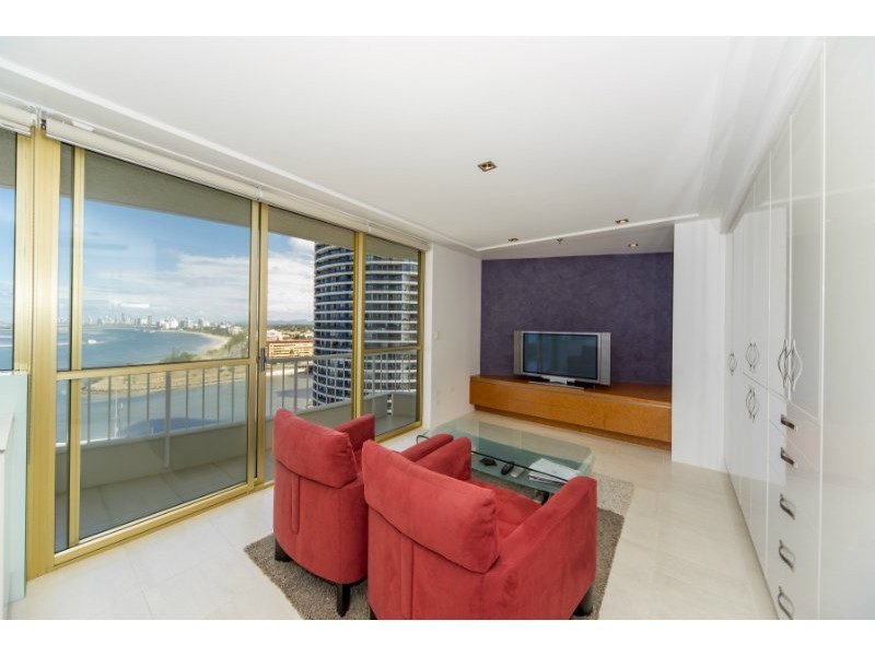 26/19 Oatland Esplanade, Runaway Bay QLD 4216