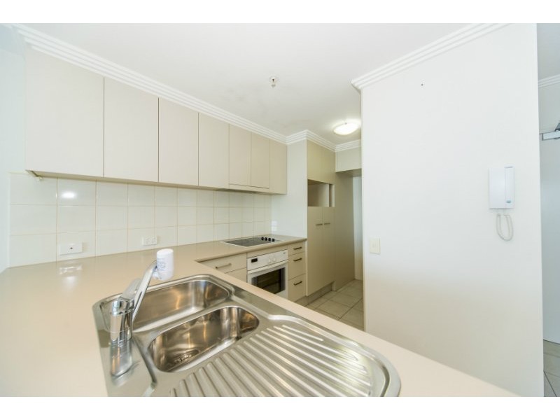 1005/182 Marine Parade, Labrador QLD 4215