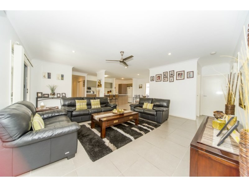 17 Yulia Street, Coombabah QLD 4216