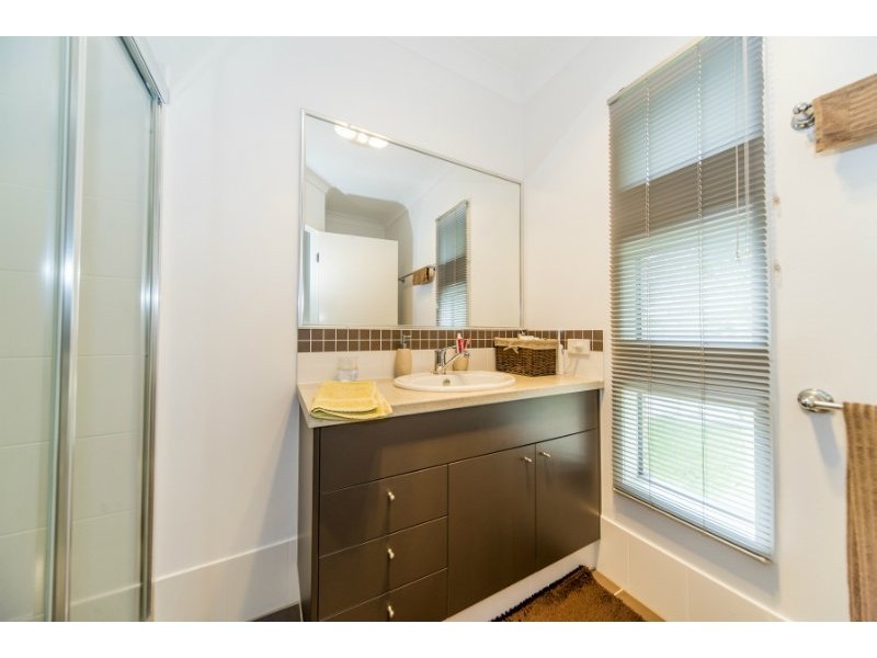 17 Yulia Street, Coombabah QLD 4216