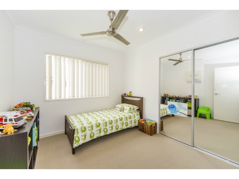 17 Yulia Street, Coombabah QLD 4216