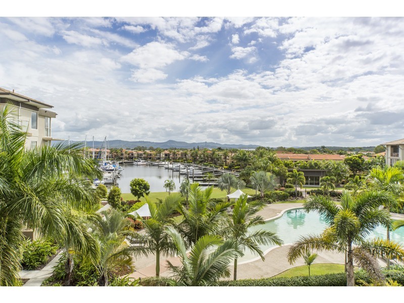 1748/1 Rialto Quay Drive, Hope Island QLD 4212