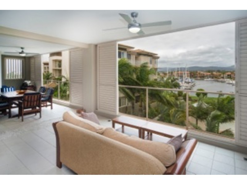1748/1 Rialto Quay Drive, Hope Island QLD 4212