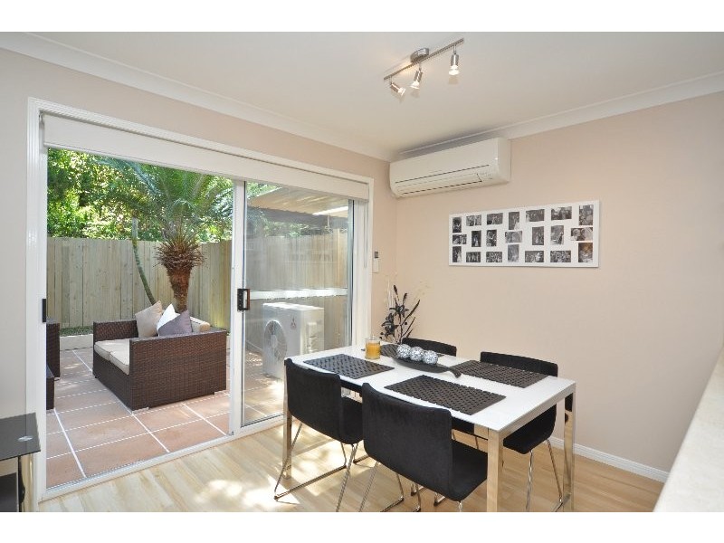 11/20 Huth Street, Labrador QLD 4215