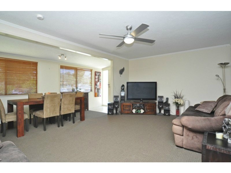 9 Morala Avenue, Biggera Waters QLD 4216