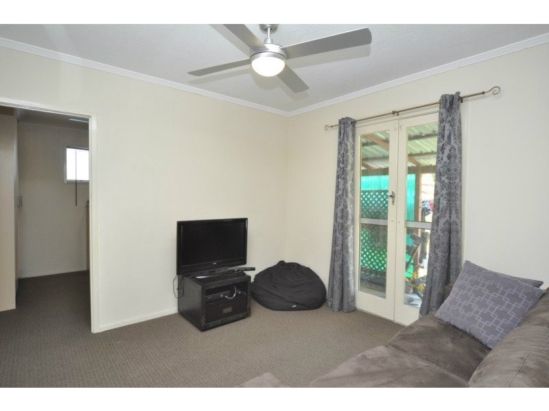 9 Morala Avenue, Biggera Waters QLD 4216