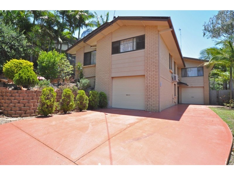 6 Thelma Street, Biggera Waters QLD 4216