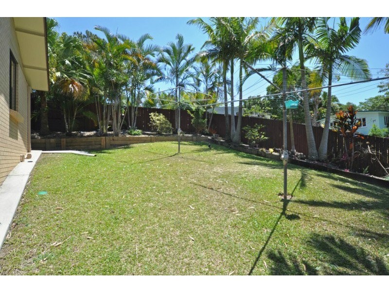 6 Thelma Street, Biggera Waters QLD 4216