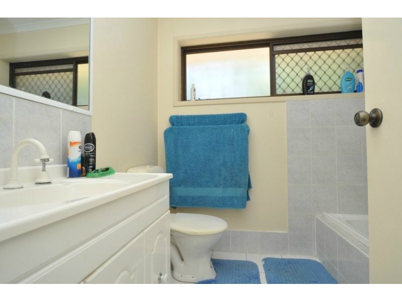 6 Thelma Street, Biggera Waters QLD 4216