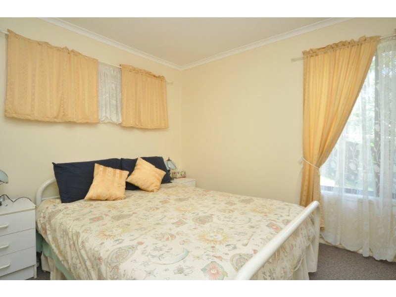 6 Thelma Street, Biggera Waters QLD 4216