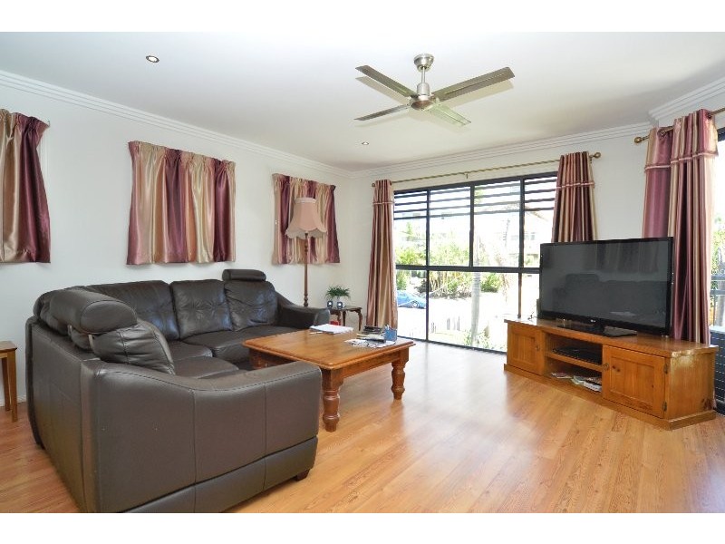 3/5 Taylor Street, Biggera Waters QLD 4216