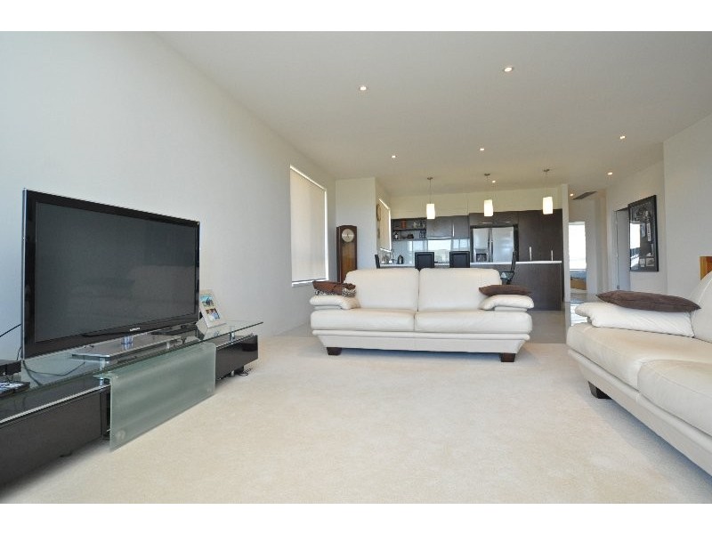 534/3-5 Pendraat Parade, Hope Island QLD 4212