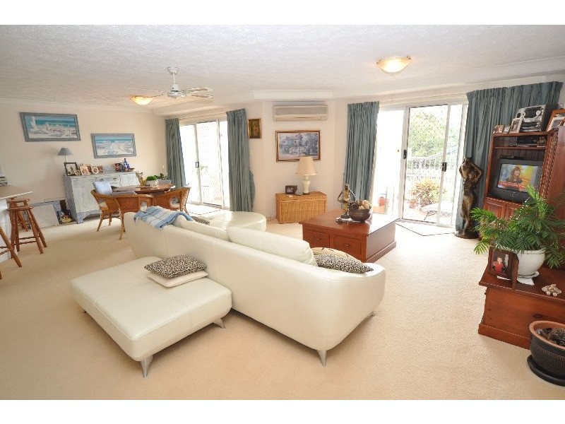 5/9 Madang Crescent, Runaway Bay QLD 4216