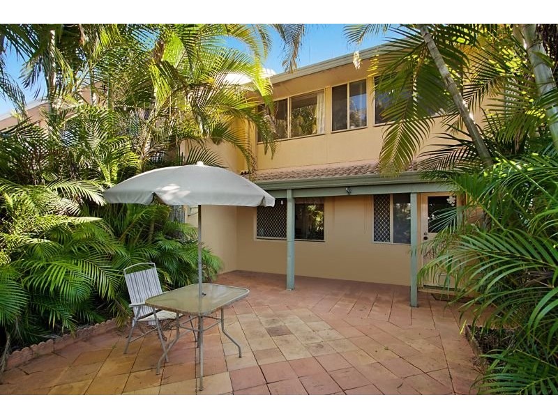 27/469 Pine Ridge Road, Runaway Bay QLD 4216