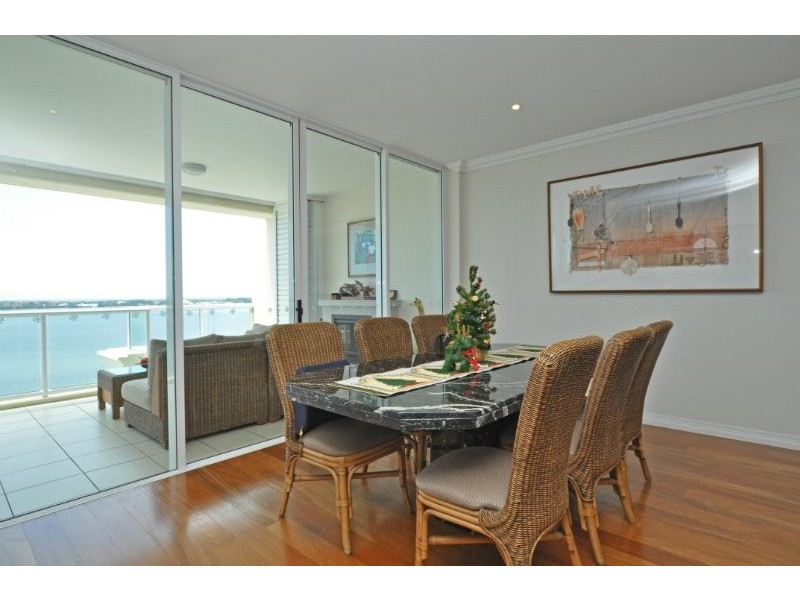 32/212 Marine Parade, Labrador QLD 4215