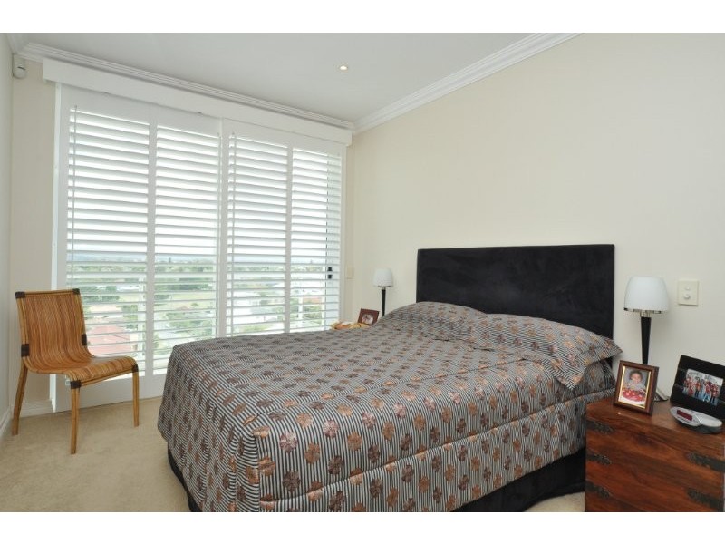 32/212 Marine Parade, Labrador QLD 4215