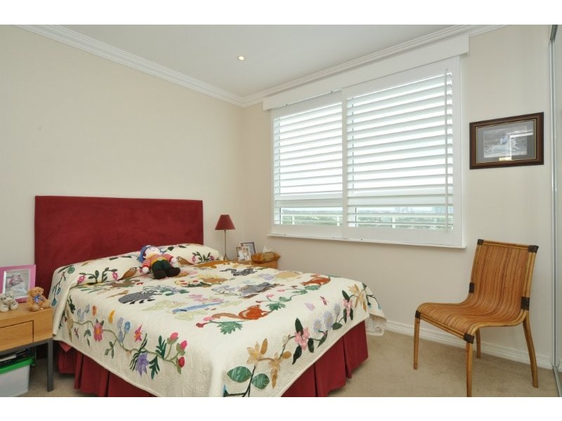 32/212 Marine Parade, Labrador QLD 4215