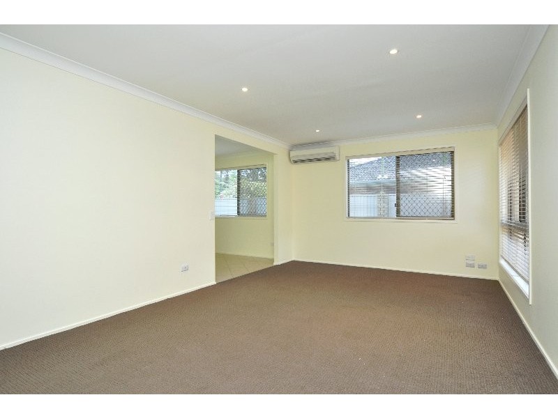 20 Menindee Avenue, Coombabah QLD 4216