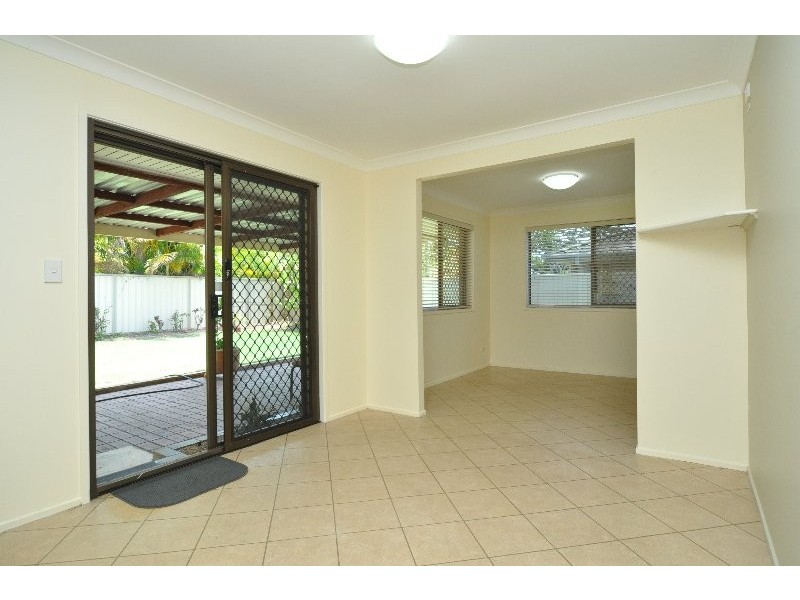 20 Menindee Avenue, Coombabah QLD 4216