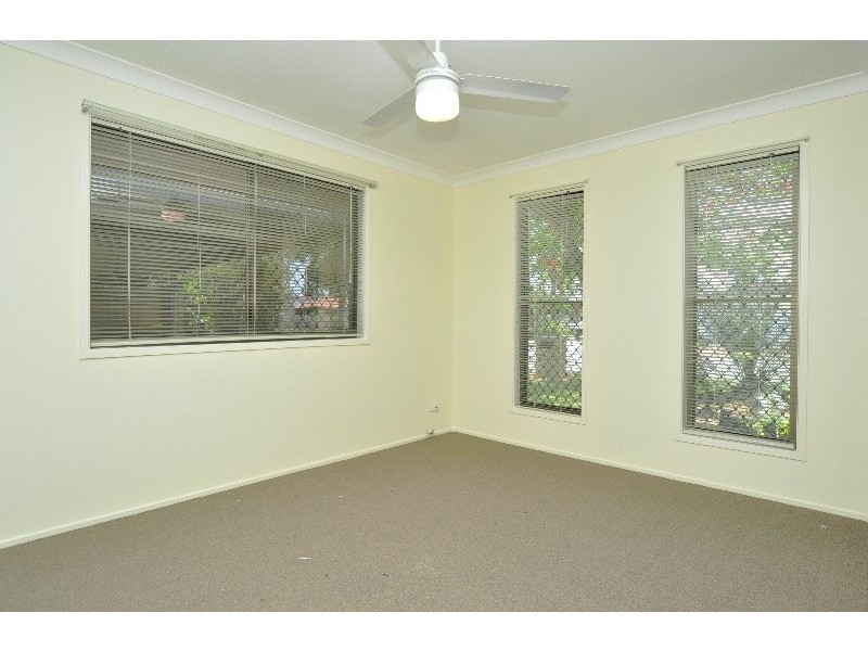 20 Menindee Avenue, Coombabah QLD 4216
