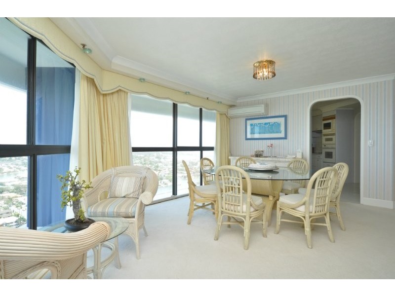122/17 Bayview Street, Runaway Bay QLD 4216