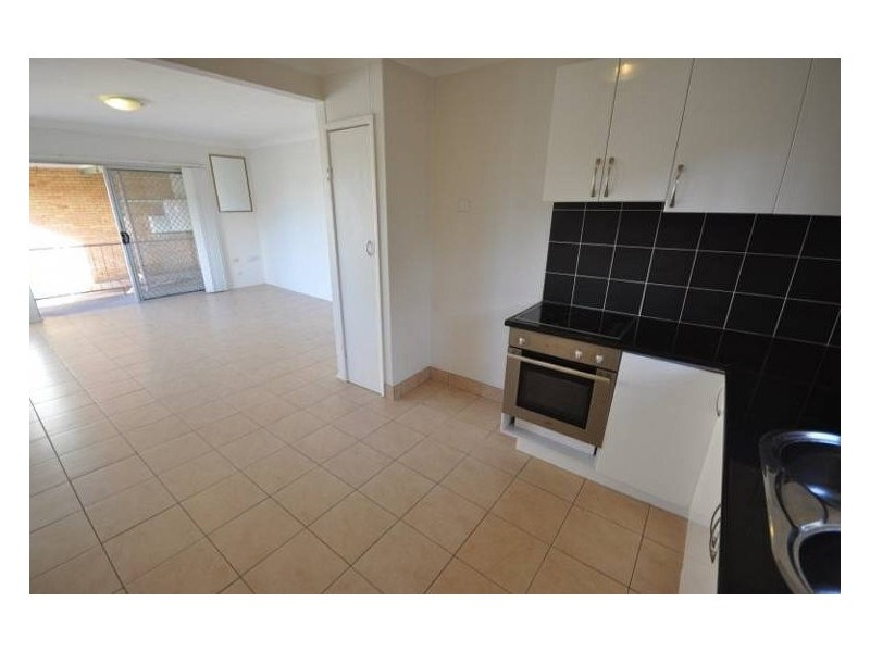 1/24 Stevens Street, Southport QLD 4215