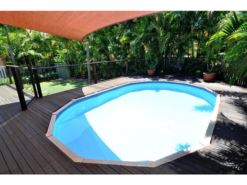 46 Crescent Avenue, Hope Island QLD 4212