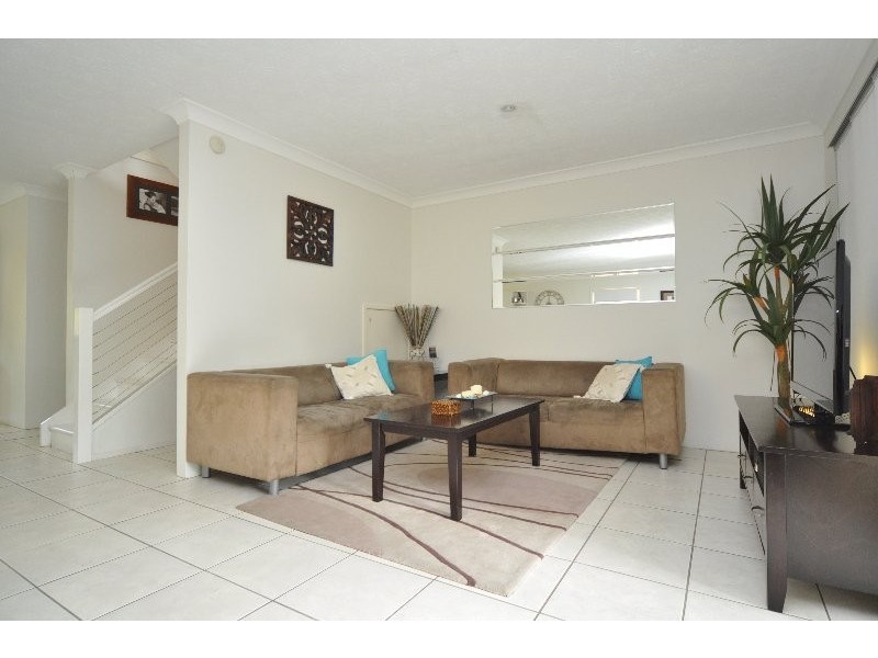 34/469 Pine Ridge Road, Runaway Bay QLD 4216