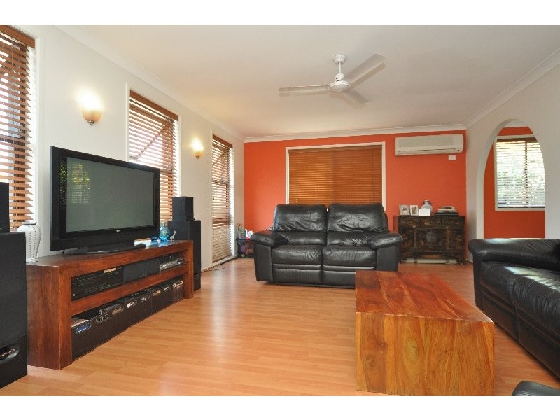 70 Columbus Drive, Hollywell QLD 4216