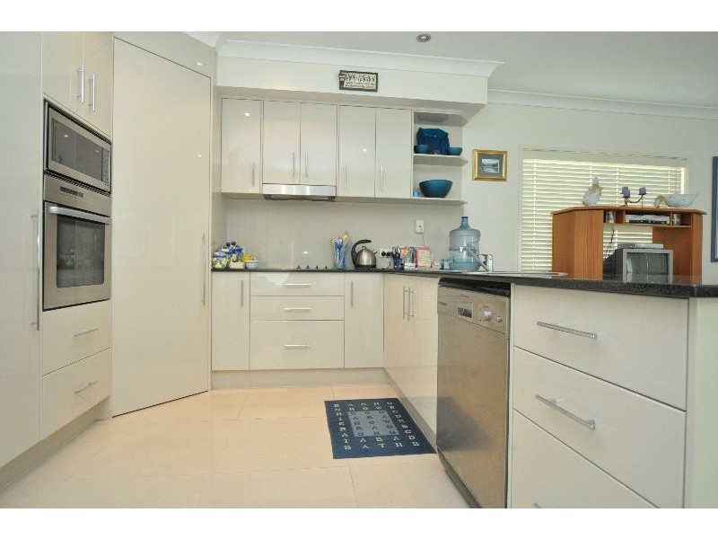 3 Xenia Court, Coombabah QLD 4216
