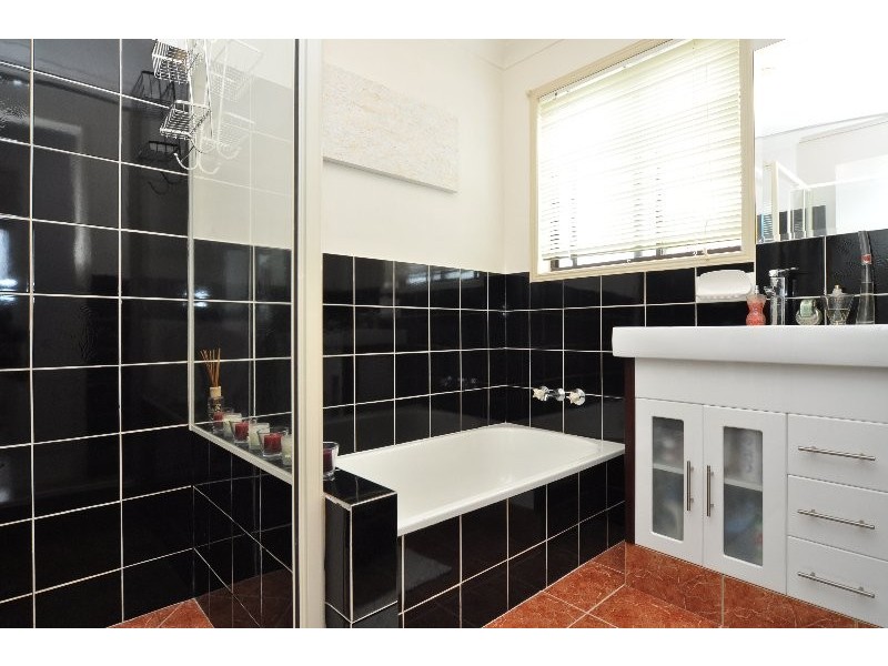 31 Mungala Street, Hope Island QLD 4212