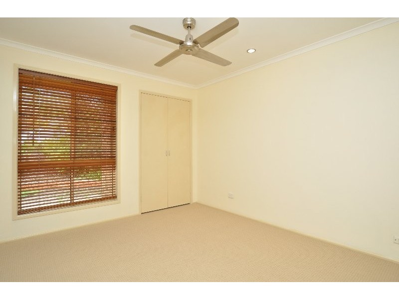 4/3 Fonda Place, Oxenford QLD 4210