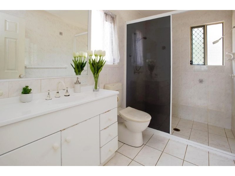 45 Burrendong Road, Coombabah QLD 4216