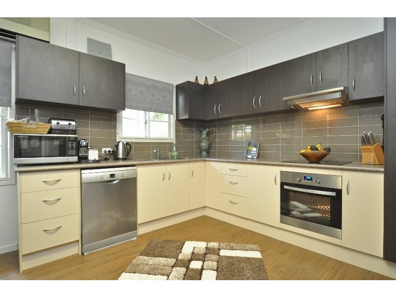 187 Muir Street, Labrador QLD 4215