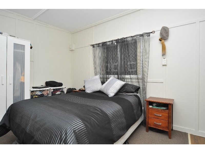 187 Muir Street, Labrador QLD 4215