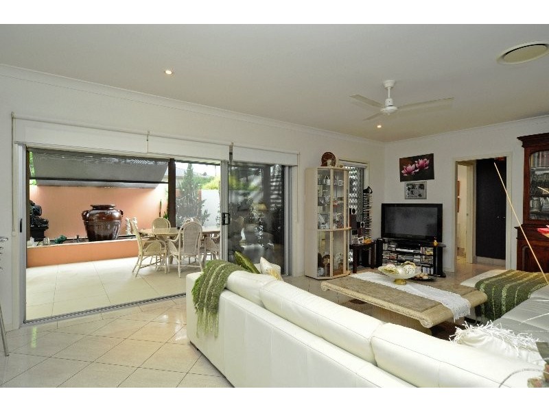 10/411 Oxley Drive, Runaway Bay QLD 4216