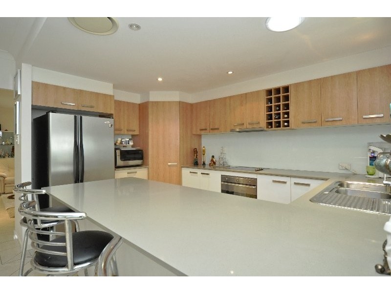 10/411 Oxley Drive, Runaway Bay QLD 4216