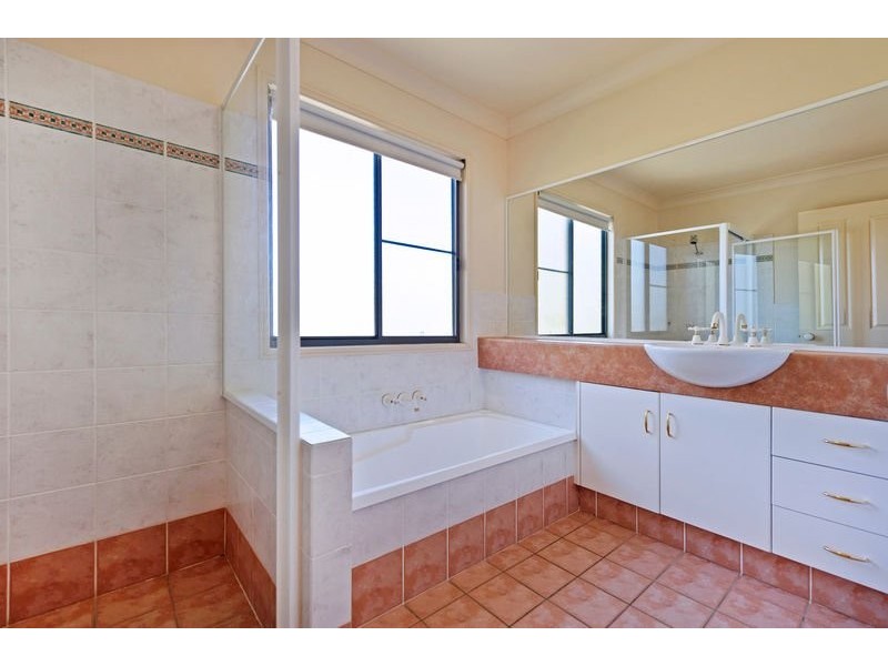 87 The Estuary, Coombabah QLD 4216