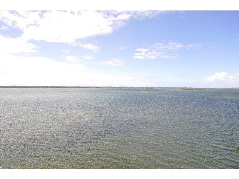 28702 Ephraim Island, Paradise Point QLD 4216