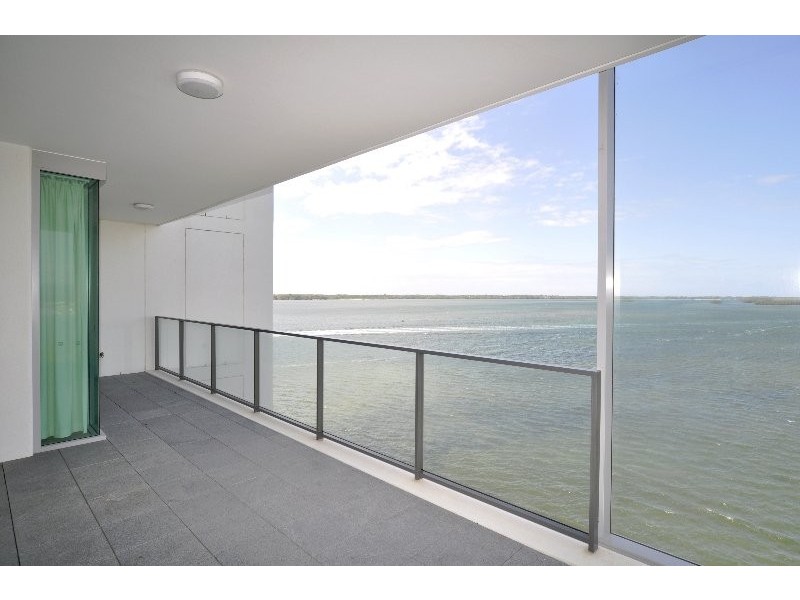 28702 Ephraim Island, Paradise Point QLD 4216