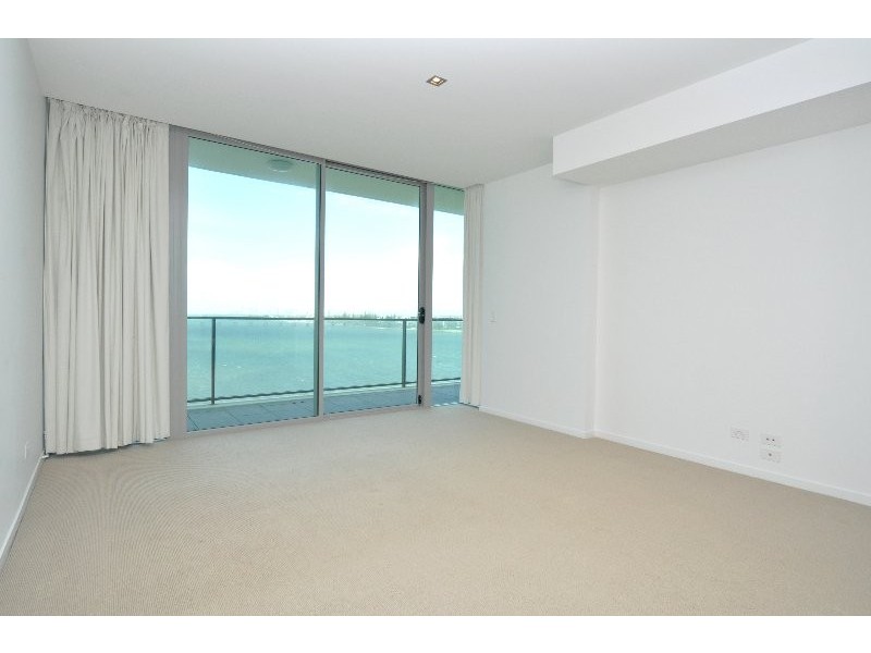 28702 Ephraim Island, Paradise Point QLD 4216