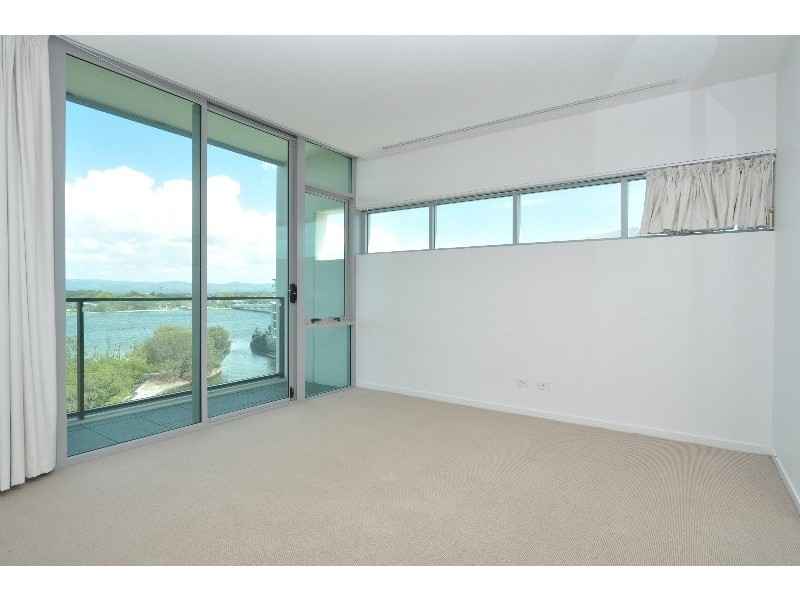 28702 Ephraim Island, Paradise Point QLD 4216